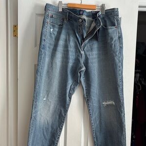 GAP Women's girlfriend Jeans in Classic Blue